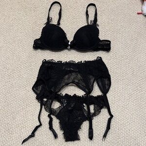 Lise charmel lingerie set